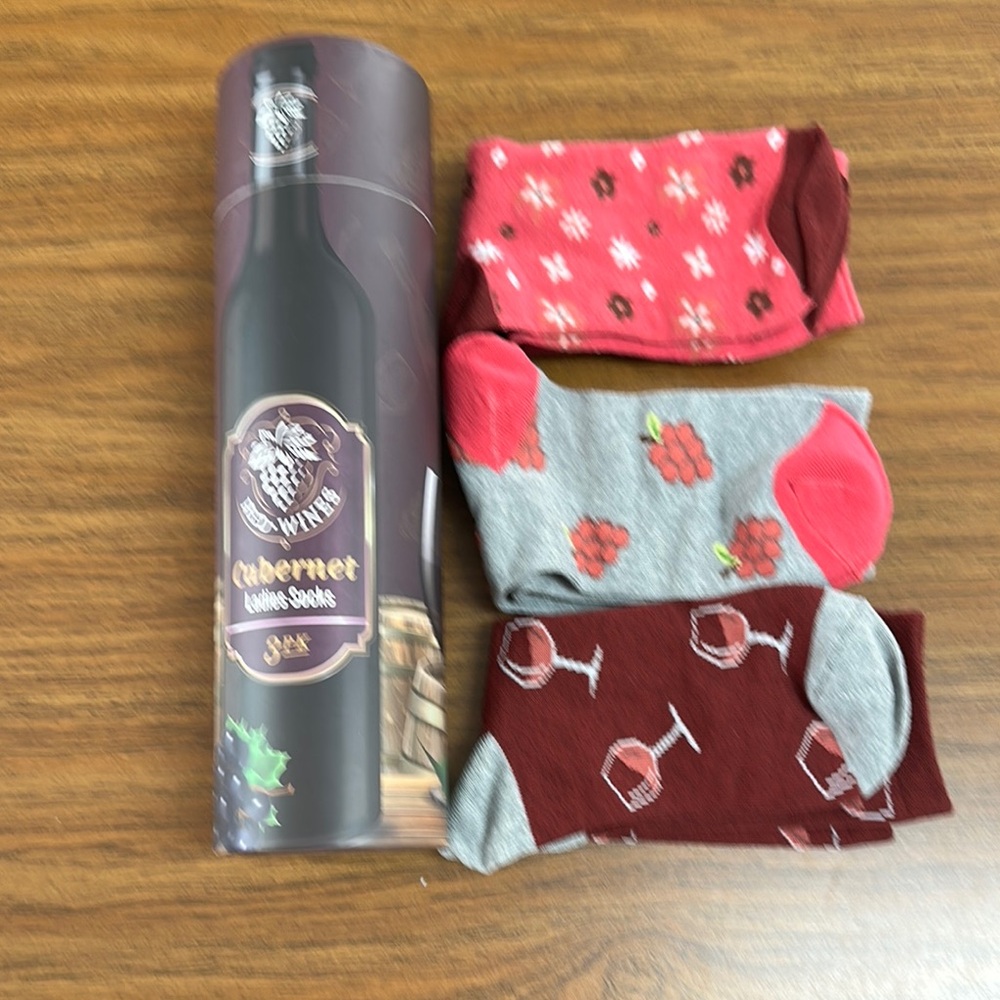 Wine-Themed Ladies Socks Set - Red, Gray, Pink